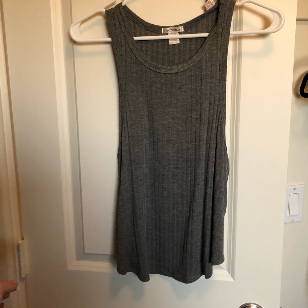 only worn a few times, super soft and comfy